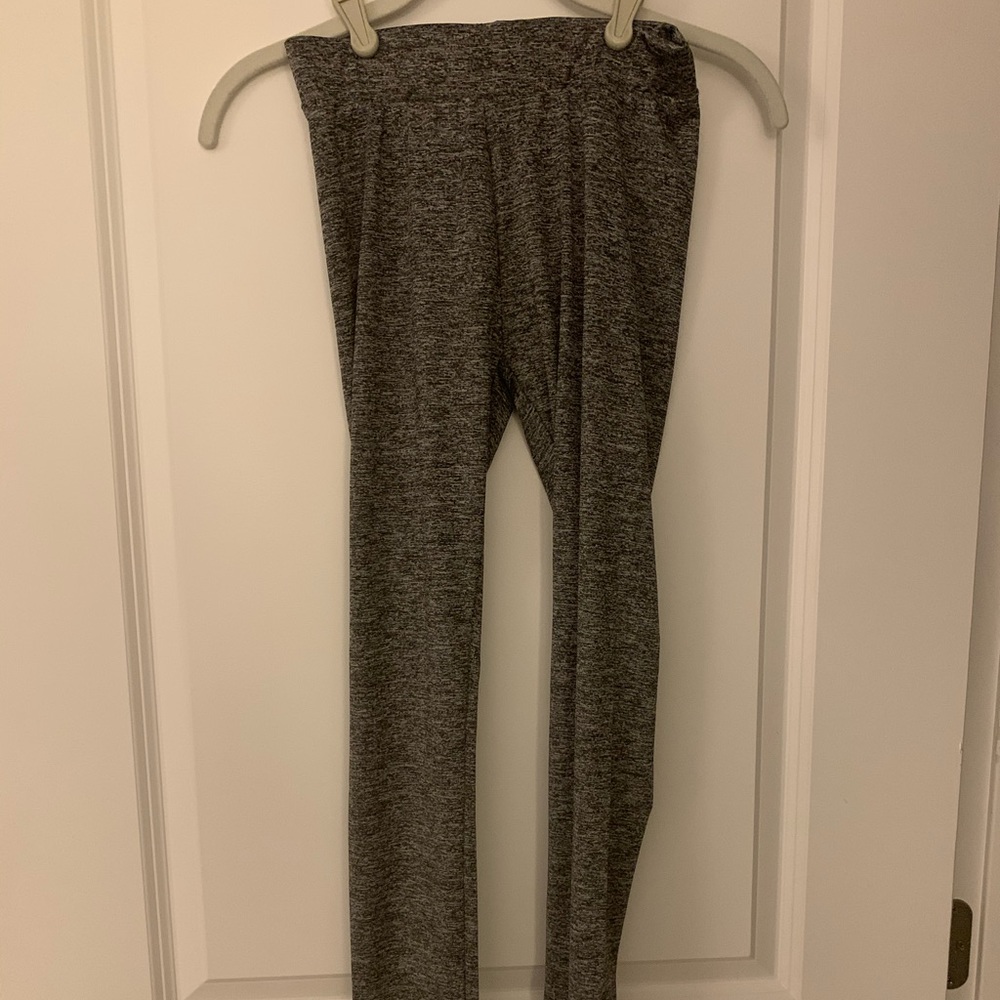 Grey yoga leggings with ruched back detail